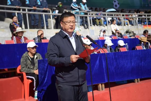 沃尔夫斯堡官方：任命施特罗布尔为球队主帅，双方签约至2028年